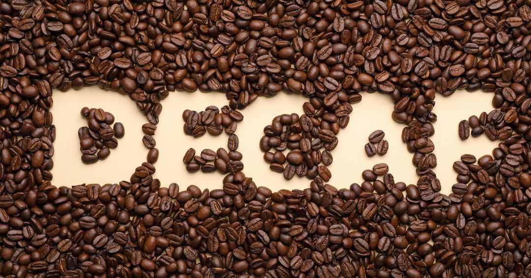 Aprende cómo se cafeina el café